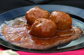Albóndigas con tomate